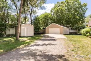 3821 Balsam Ave NE, Grand Rapids, MI 49525 - Photo 45