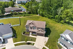 715 Buteo Dr, East Lansing, MI 48823 - Photo 3