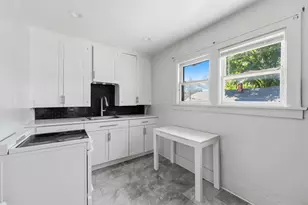 915 Market St, Saint Joseph, MI 49085 - Photo 29