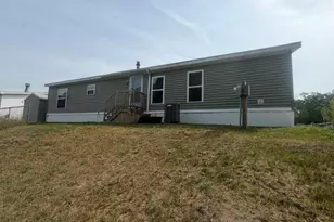 653 S Bluegill Ln, Newaygo, MI 49337 - Photo 3