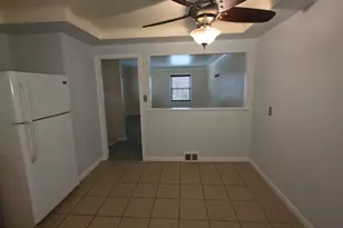 24517 Rosebud Ave, Eastpointe, MI 48021 - Photo 5