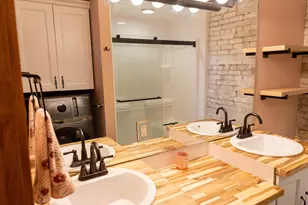 600 Monroe Ave NW, Grand Rapids, MI 49503 - Photo 25