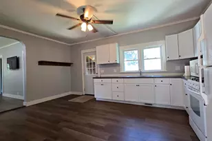 630 N Main St, Bellevue, MI 49021 - Photo 7