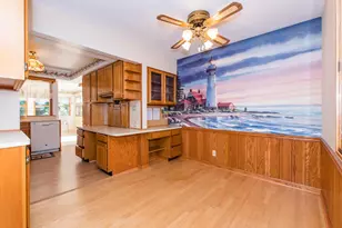 1805 Golfview Ave, Kalamazoo, MI 49001 - Photo 7