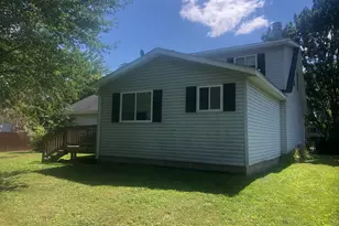 445 Mansfield Dr, Lapeer, MI 48446 - Photo 5