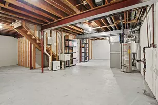 1480 Kelly Green Dr, Ann Arbor, MI 48103 - Photo 27