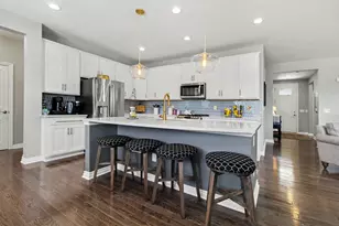 1001 Harrison St, Canton, MI 48188 - Photo 7