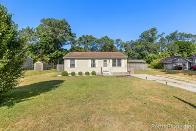 1447 West Street, Muskegon, MI 49442 - Photo 1