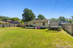 1447 West St, Muskegon, MI 49442 - Photo 19