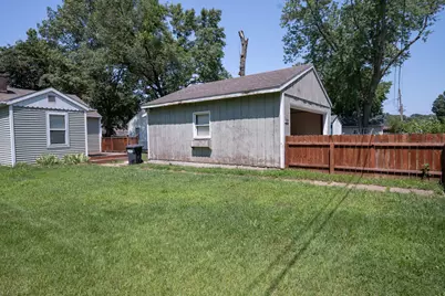 111 S State Street, Paw Paw, MI 49079 - Photo 33