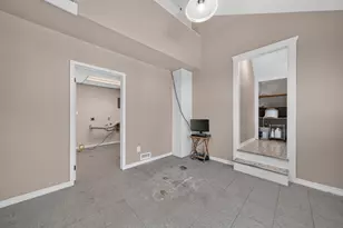21824 S Elizabeth Street E, Saint Clair Shores, MI 48080 - Photo 15