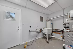 21824 S Elizabeth Street E, Saint Clair Shores, MI 48080 - Photo 27