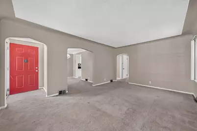 21824 S Elizabeth Street E, Saint Clair Shores, MI 48080 - Photo 5