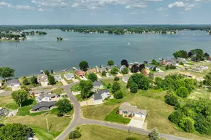 123 N Grand Pointe Dr, Brooklyn, MI 49230 - Photo 69