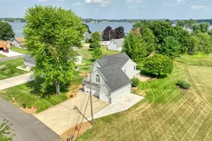 123 N Grand Pointe Dr, Brooklyn, MI 49230 - Photo 59
