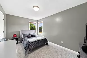 123 N Grand Pointe Dr, Brooklyn, MI 49230 - Photo 33