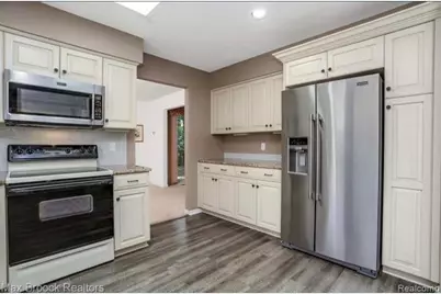 6257 Gatewood, West Bloomfield, MI 48322 - Photo 33