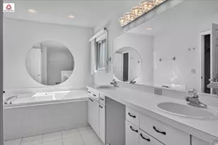 1431 Provincial Dr, Troy, MI 48084 - Photo 19