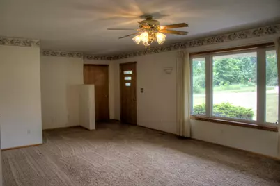 8015 E Sanders Road, Vestaburg, MI 48891 - Photo 9