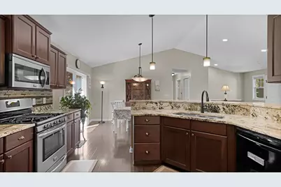 947 Ashlee Court, Muskegon, MI 49441 - Photo 7