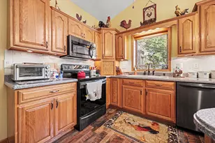 404 Vienna Ln, Fremont, MI 49412 - Photo 13