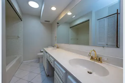 4334 Laurel Drive, Saint Joseph, MI 49085 - Photo 23