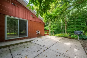 4334 Laurel Dr, Saint Joseph, MI 49085 - Photo 9