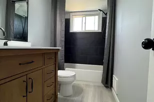 25454 Pattow St, Roseville, MI 48066 - Photo 9