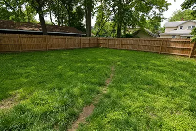 518 Walnut Street, Three Rivers, MI 49093 - Photo 3
