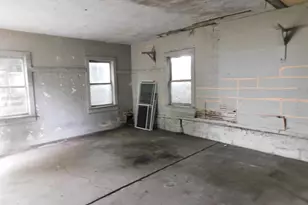 157 Harrison St, Manistee, MI 49660 - Photo 9