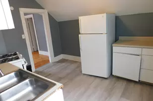 157 Harrison St, Manistee, MI 49660 - Photo 29