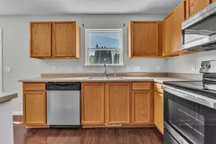 8135 Cypress Cir, Dexter, MI 48130 - Photo 9