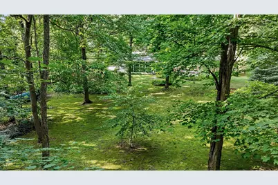 22727 Sunset Drive, Kalamazoo, MI 49009 - Photo 29
