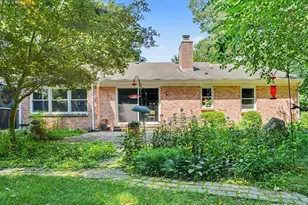 22727 Sunset Dr, Kalamazoo, MI 49009 - Photo 27