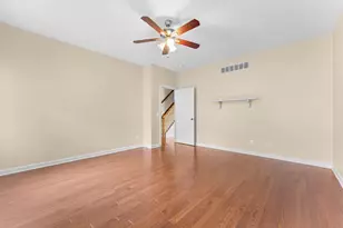 8243 Heathertree Ln, Brighton, MI 48116 - Photo 43