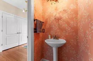 8243 Heathertree Ln, Brighton, MI 48116 - Photo 17