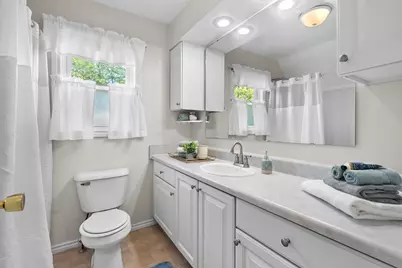 120 Hicks Avenue, Plainwell, MI 49080 - Photo 5