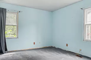 135 Saratoga Ave, Battle Creek, MI 49037 - Photo 15