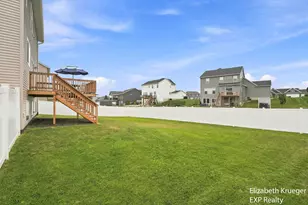 6673 Maria Dr, Hudsonville, MI 49426 - Photo 5