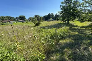 2725 S Cleveland Ave, Saint Joseph, MI 49085 - Photo 5