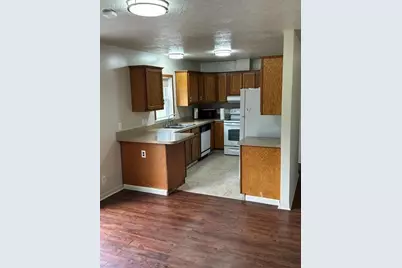 4289 Arrow Wood Curve, Benton Harbor, MI 49022 - Photo 11