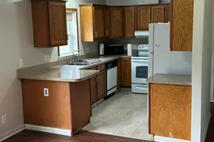 4289 Arrow Wood Curve, Benton Harbor, MI 49022 - Photo 11
