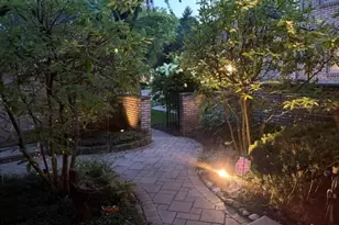 1189 Glenpointe Ct, Bloomfield Hills, MI 48304 - Photo 3