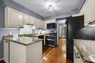 1189 Glenpointe Ct, Bloomfield Hills, MI 48304 - Photo 15