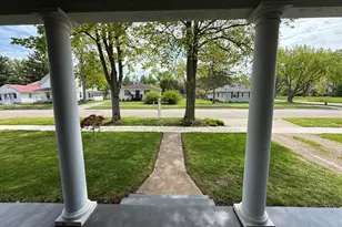 614 Magnolia St, Three Oaks, MI 49128 - Photo 7