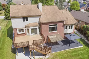 2189 Clinton View Cir, Rochester Hills, MI 48309 - Photo 77