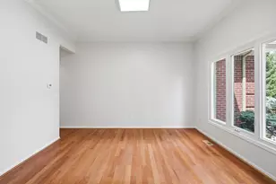2189 Clinton View Cir, Rochester Hills, MI 48309 - Photo 13
