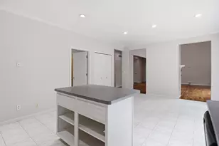 2189 Clinton View Cir, Rochester Hills, MI 48309 - Photo 27