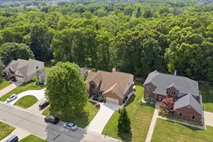 2189 Clinton View Cir, Rochester Hills, MI 48309 - Photo 7