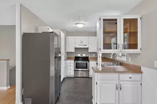 4950 Sparrow Ave, Kalamazoo, MI 49004 - Photo 7